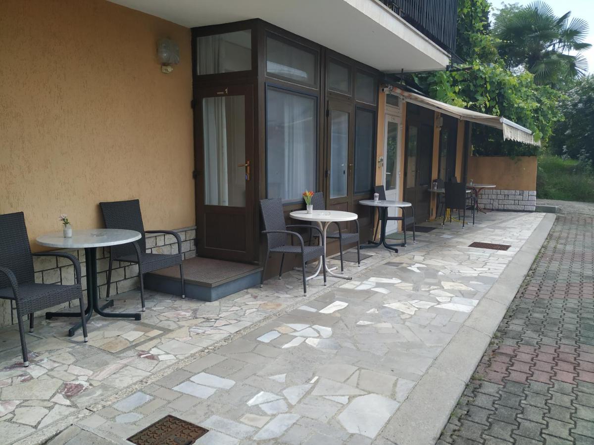 Accomodation Pertout Nova Gorica Exteriér fotografie